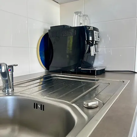 La Douceur Cannoise Soit Un 2p Cosy Terrasse Piscine Vue Jardin Proche A Pied Apartamento Cannes