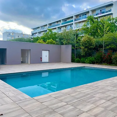 Daire La Douceur Cannoise Soit Un 2p Cosy Terrasse Piscine Vue Jardin Proche A Pied Cannes